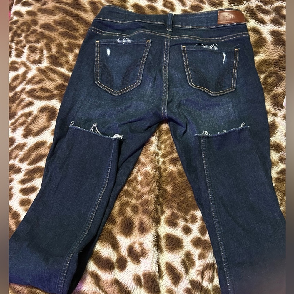 Women's Distressed Hollister Blue Jeans - Picture 2 of 9